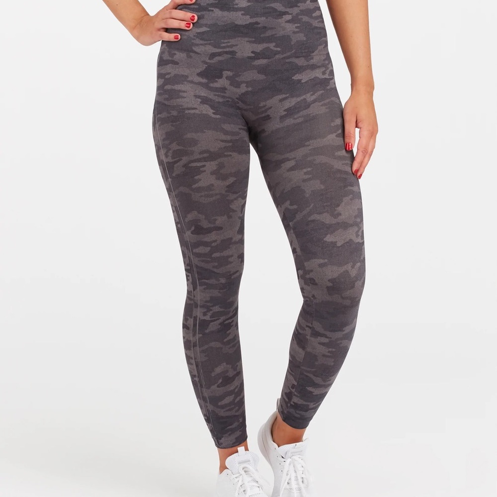 NWT Spanx Camo Look at Me Now Leggings High Waist Black Grey